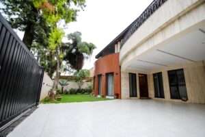 House for sale in F-7/1 Islamabad Size 666
