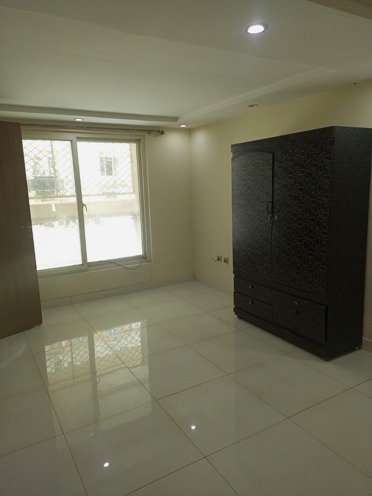 2 bed apartment for rent in E 11 Islamabad at best location